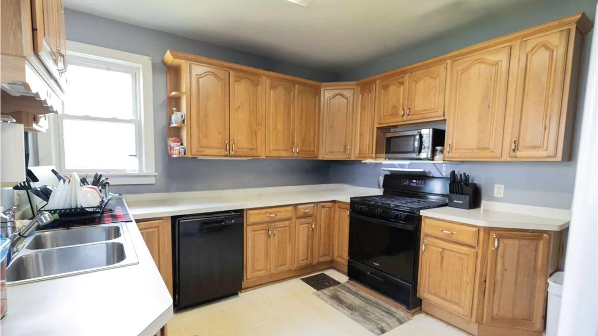 Property at 3954 Ridge Road, Williamson, NY 14589 13