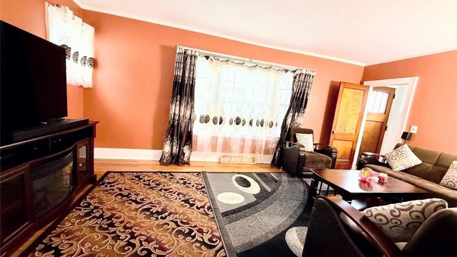 Property at 104 Wells Place, Utica, NY 13502 14
