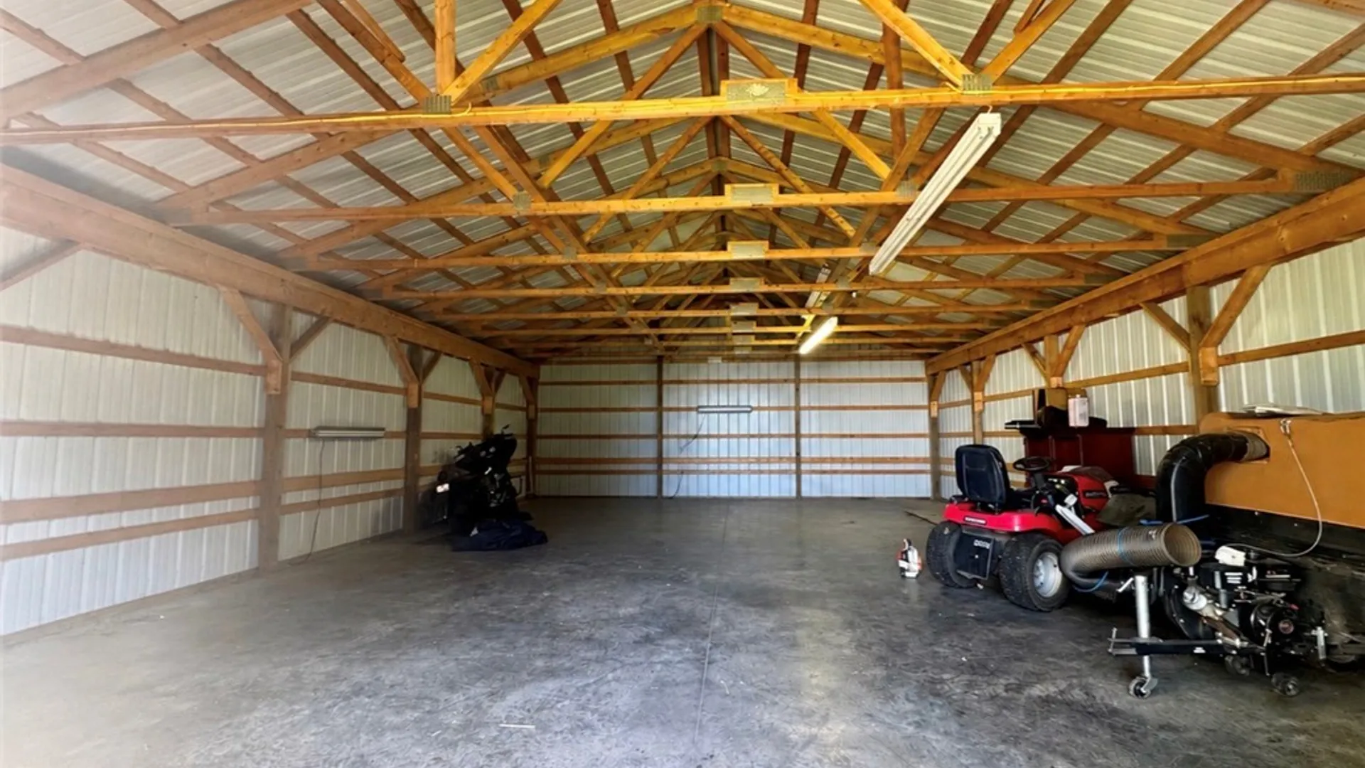 Property at 1050 Old State Route 31, Elbridge, NY 13080 38