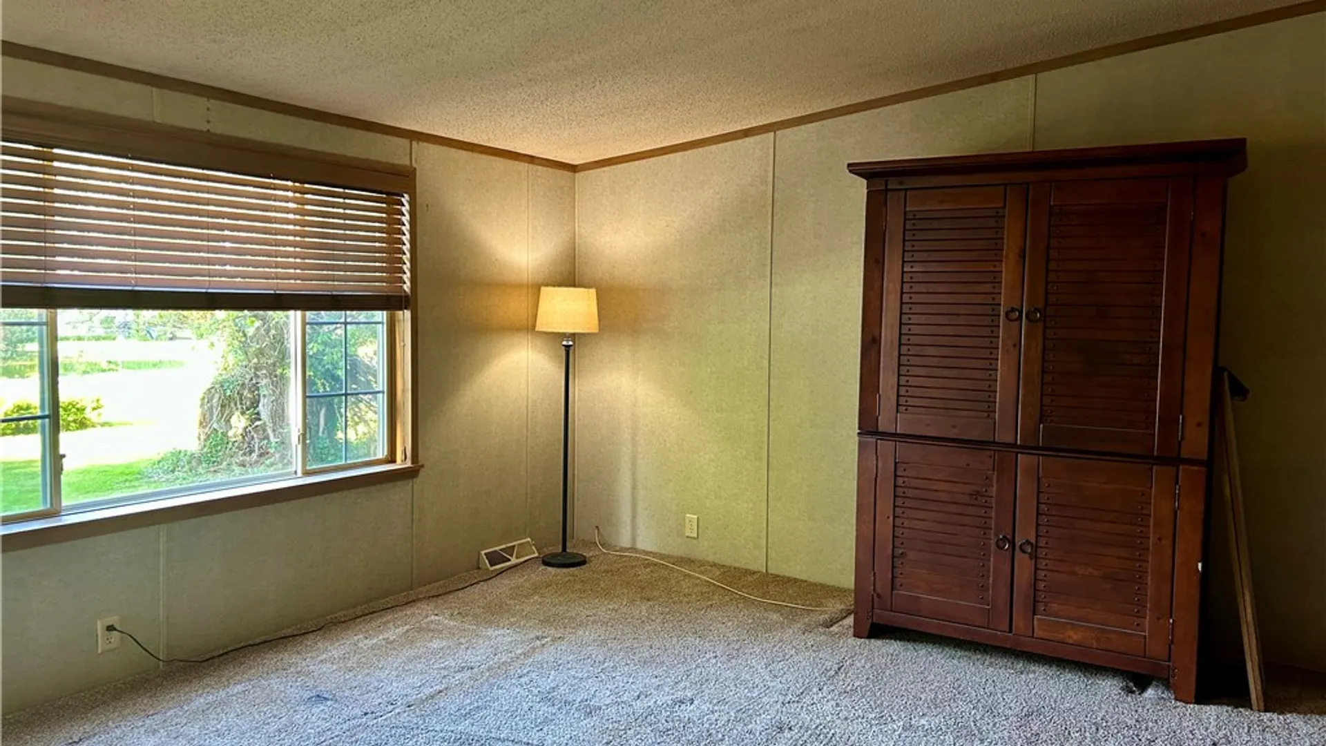 Property at 17214 Elizabeth Drive, Clarendon, NY 14470 8