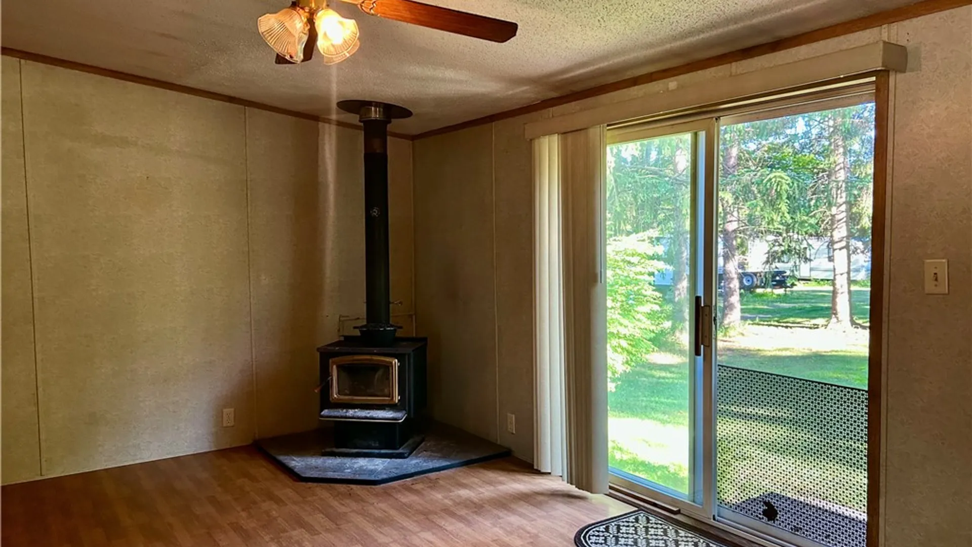 Property at 17214 Elizabeth Drive, Clarendon, NY 14470 5