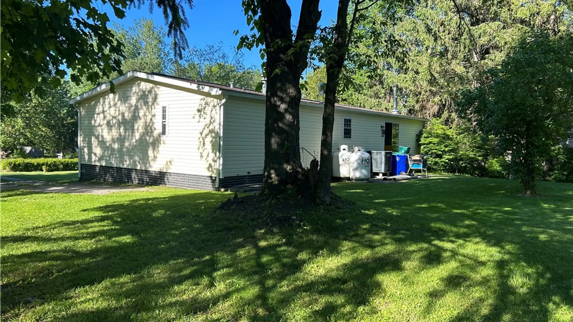 Property at 17214 Elizabeth Drive, Clarendon, NY 14470 11