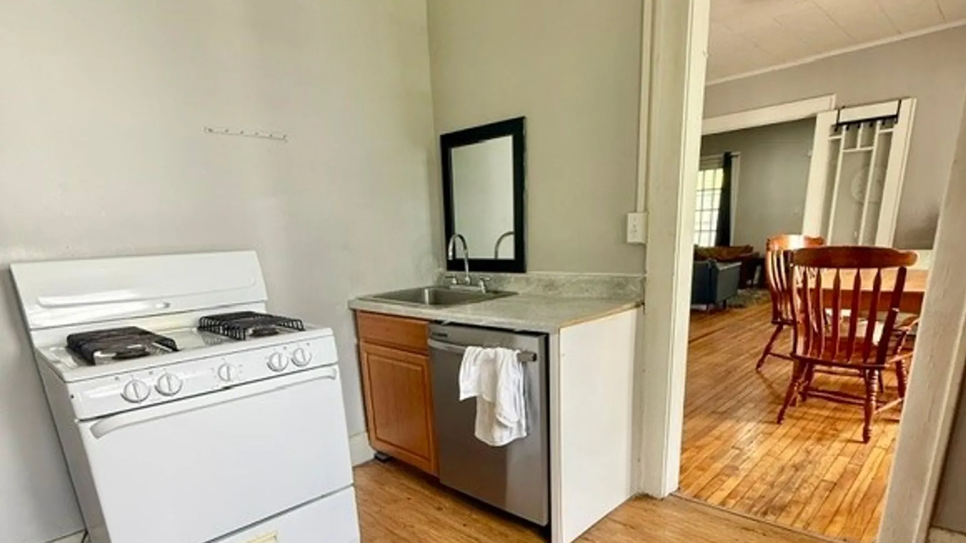 Property at 867 Sumner Avenue, Syracuse, NY 13210 8