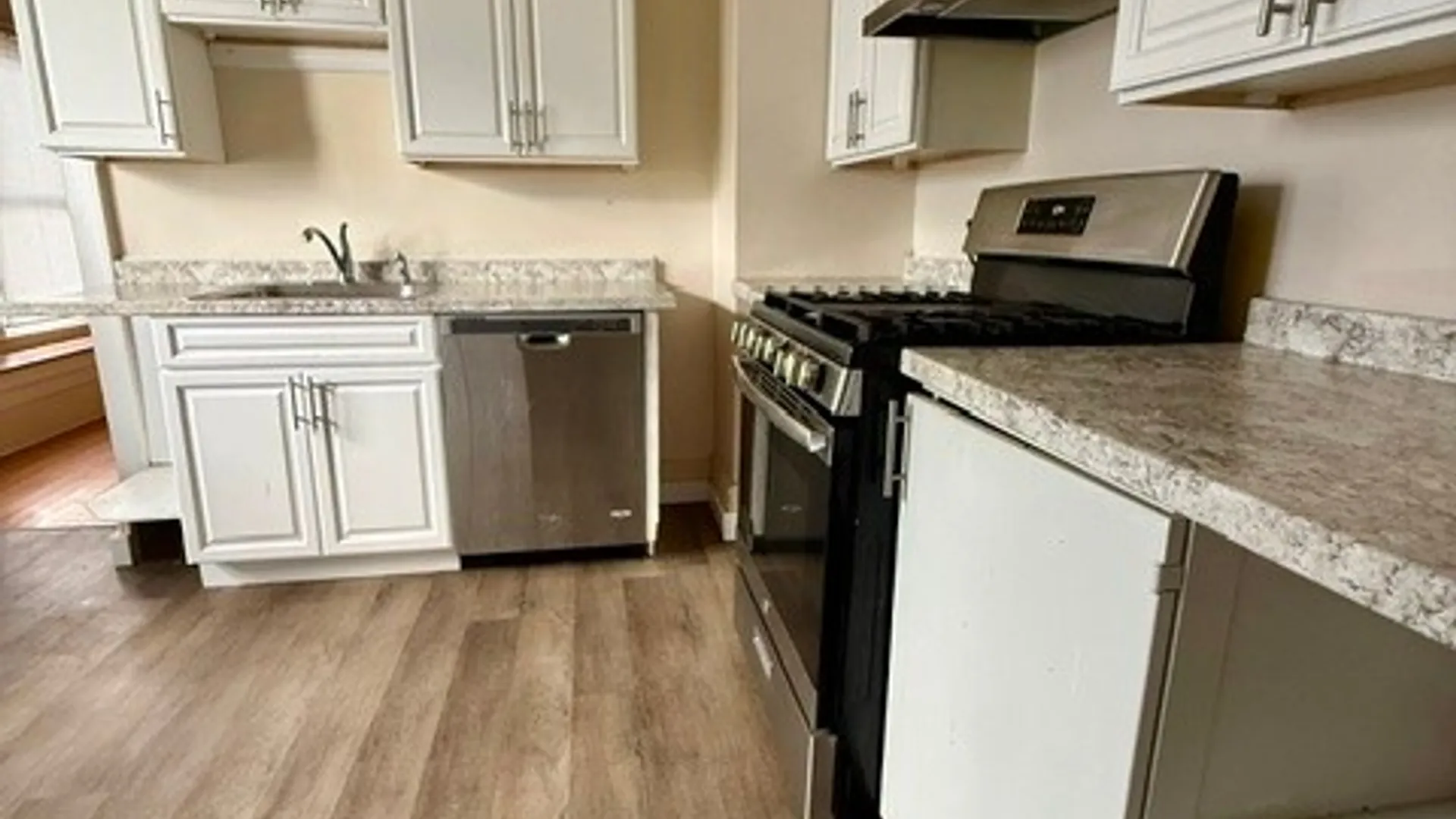 Property at 709 Clarendon Street, Syracuse, NY 13210 8