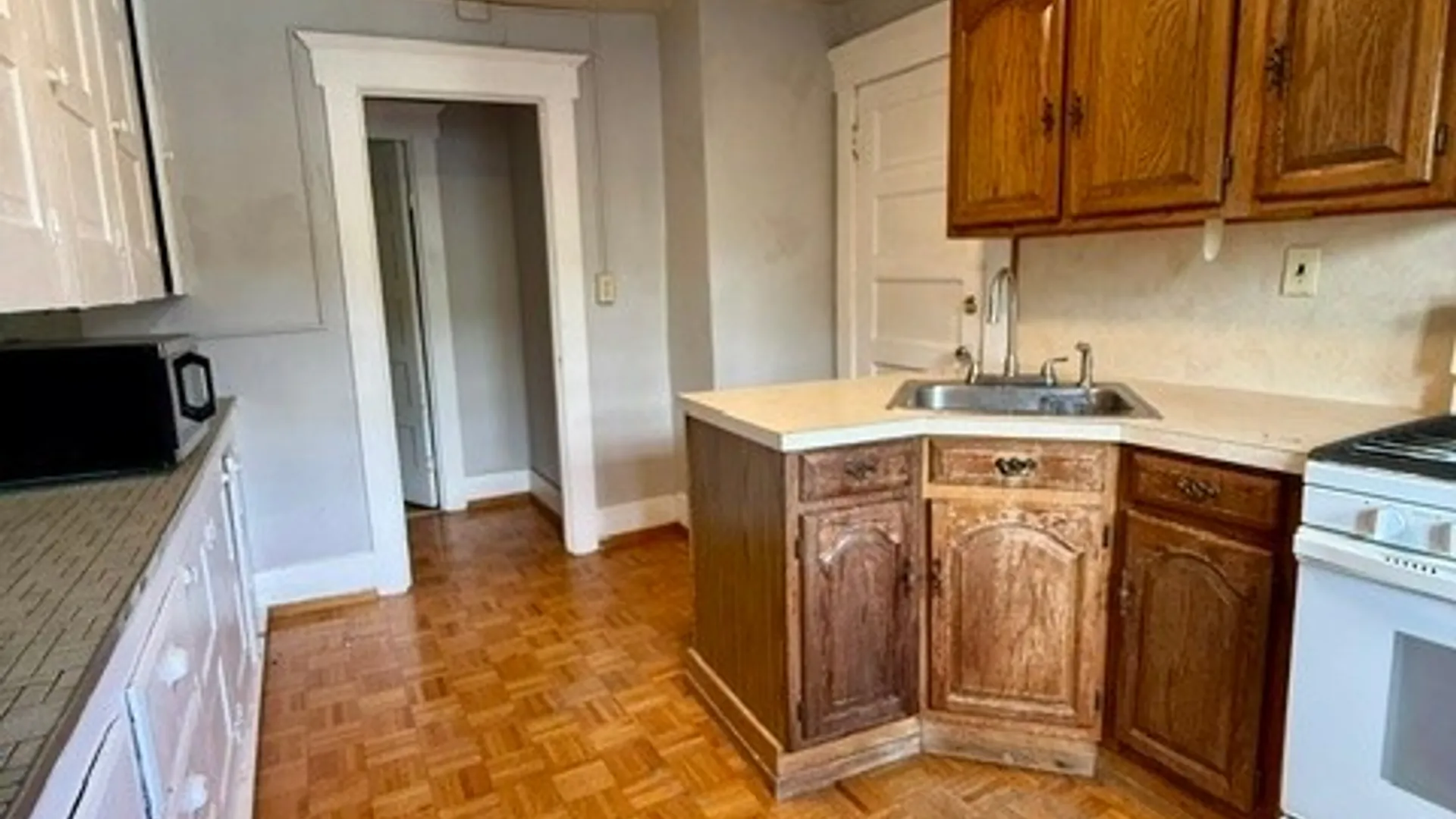 Property at 415 Stratford Street, Syracuse, NY 13210 6