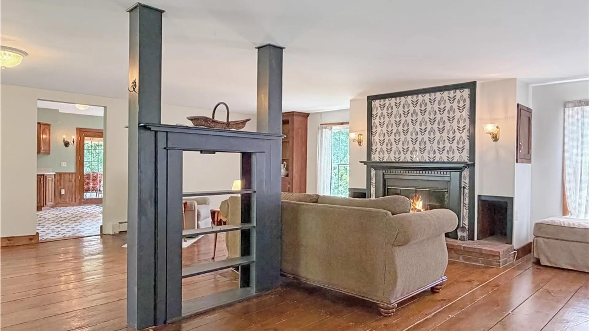 Property at 33 S Academy Street, Middlebury, NY 14591 13