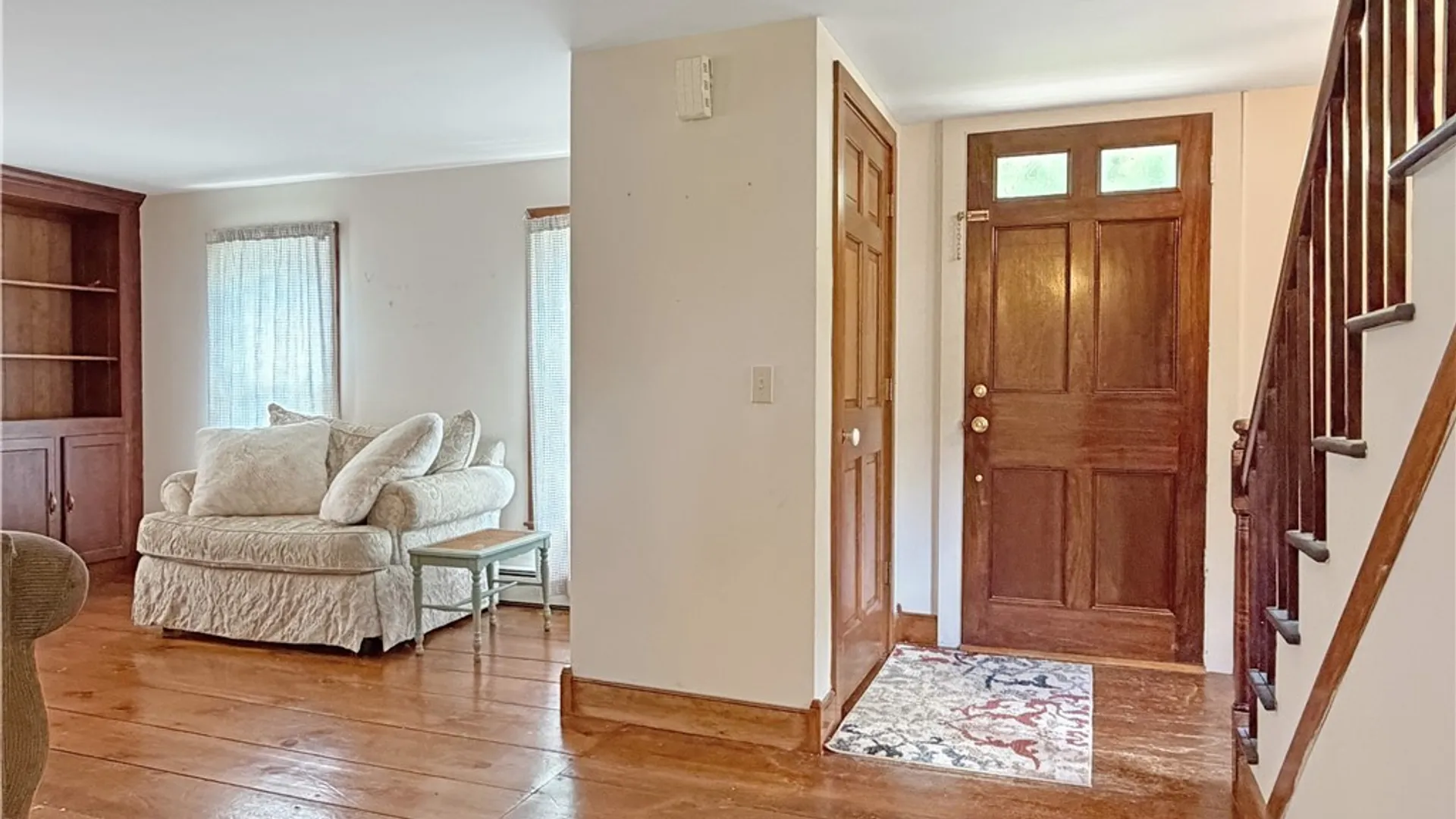 Property at 33 S Academy Street, Middlebury, NY 14591 14