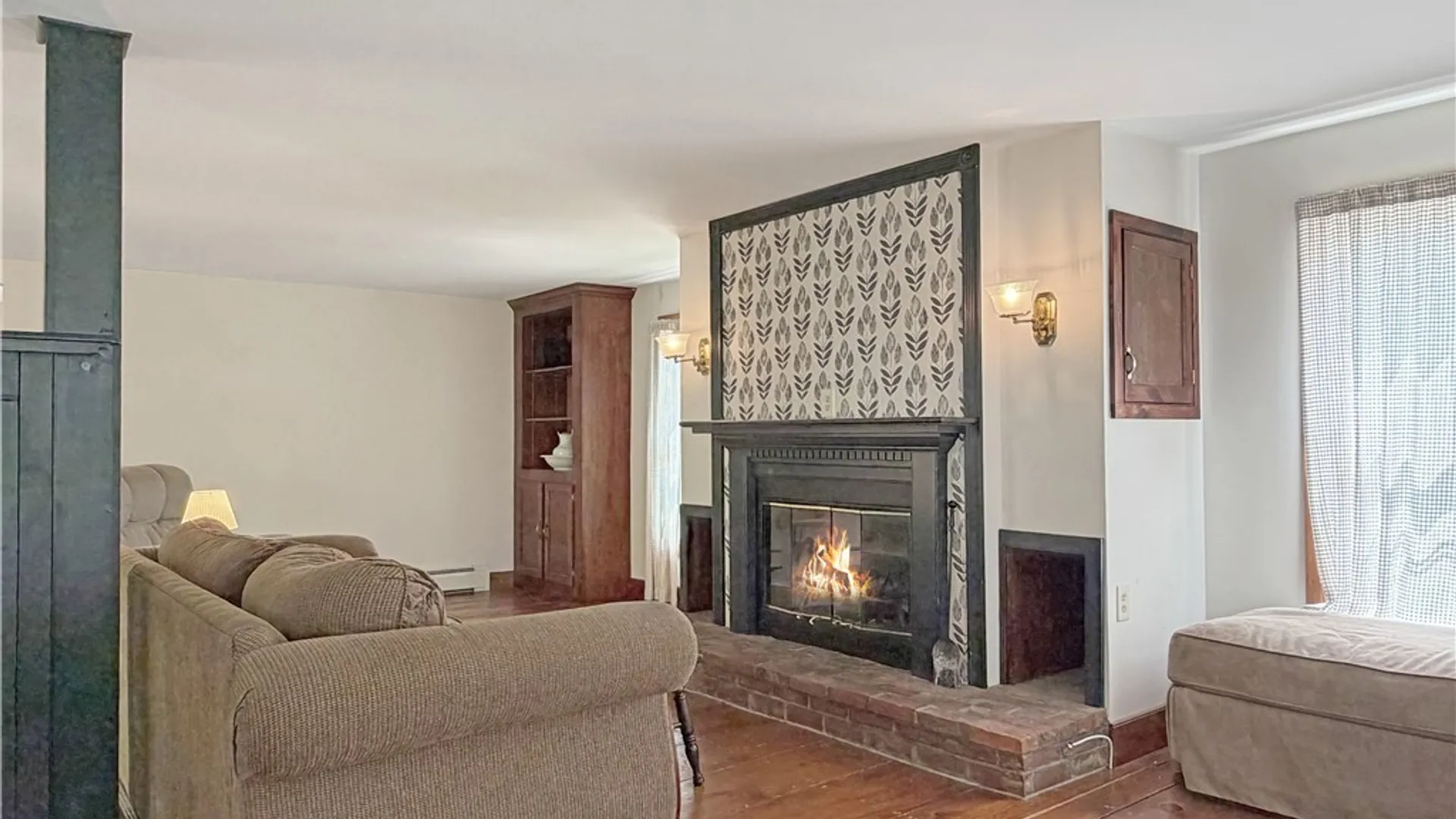 Property at 33 S Academy Street, Middlebury, NY 14591 18