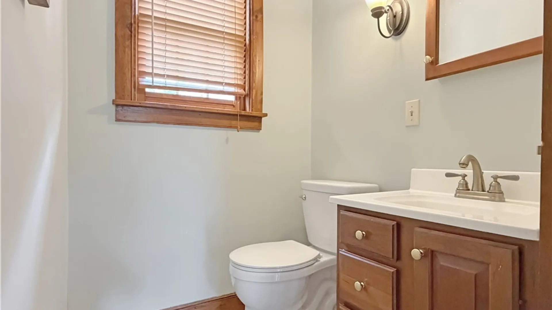 Property at 33 S Academy Street, Middlebury, NY 14591 20