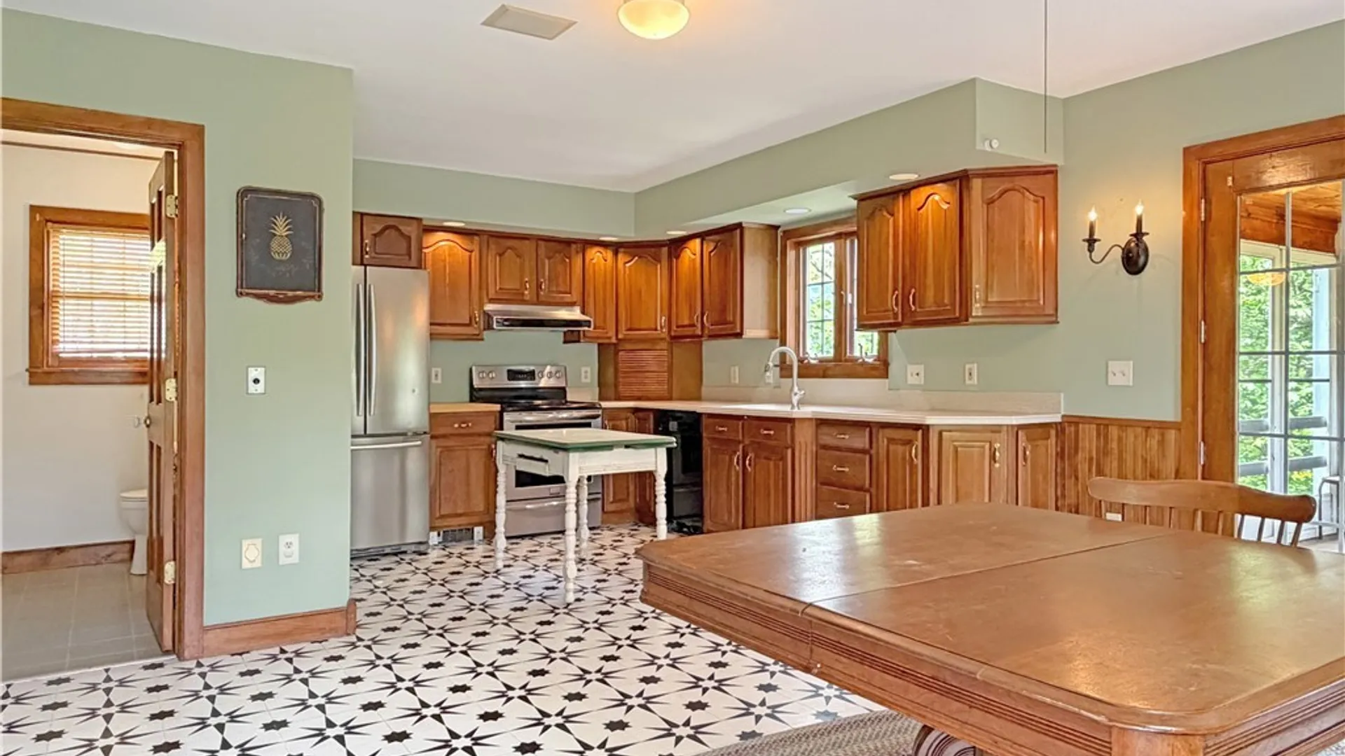 Property at 33 S Academy Street, Middlebury, NY 14591 21