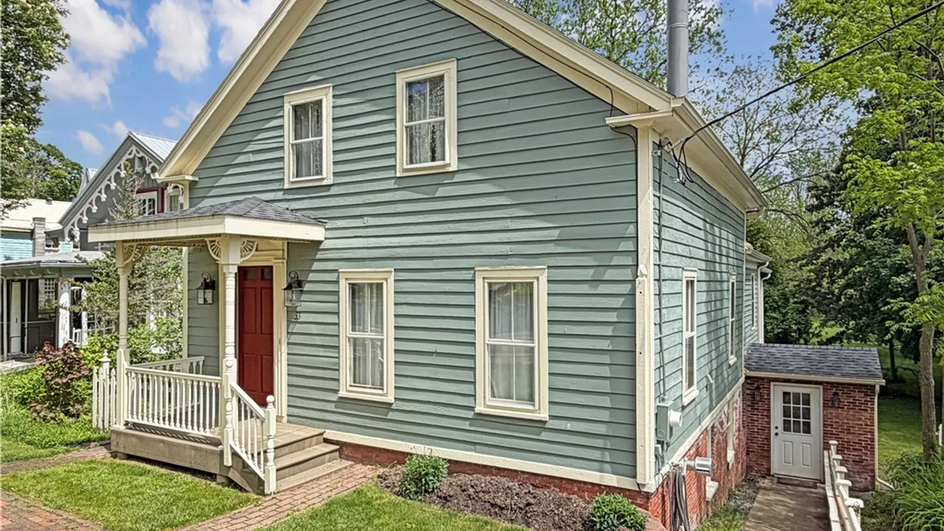 Property at 33 S Academy Street, Middlebury, NY 14591 3