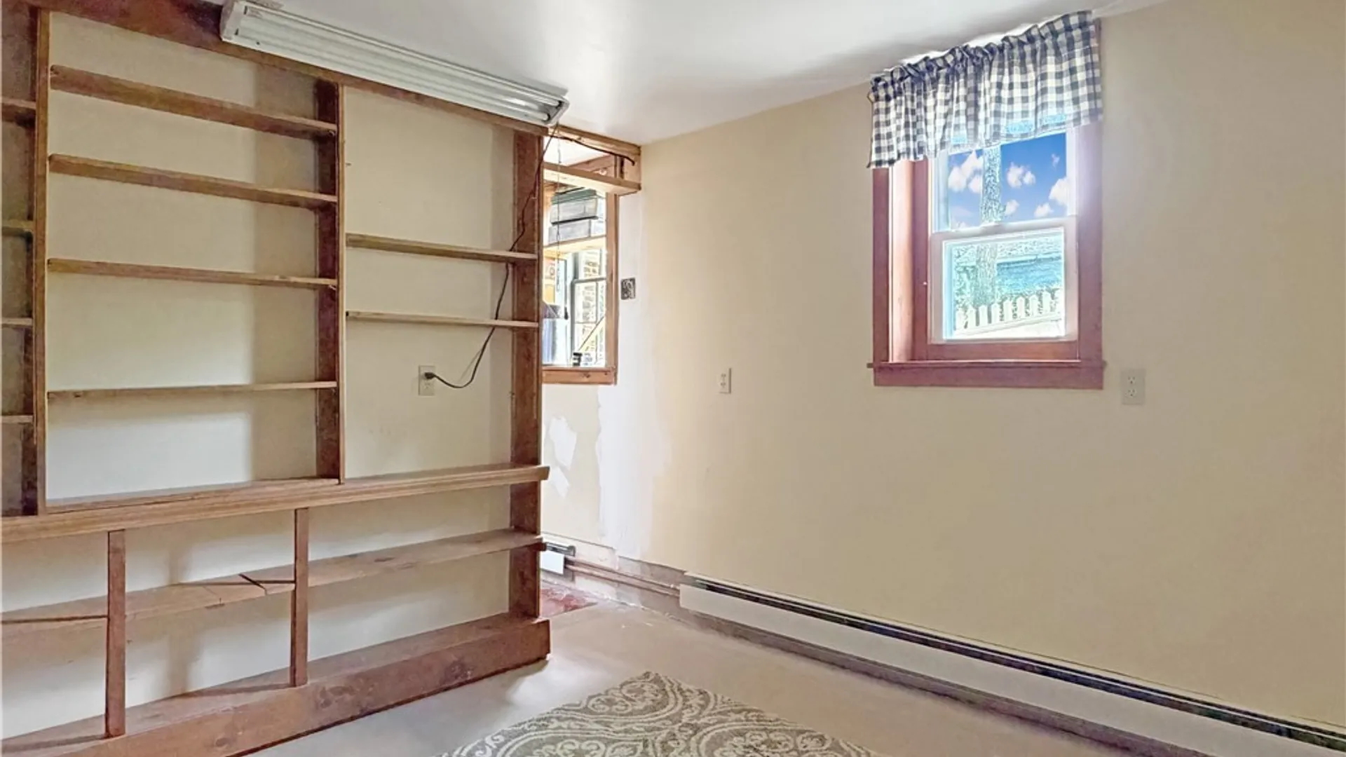 Property at 33 S Academy Street, Middlebury, NY 14591 44