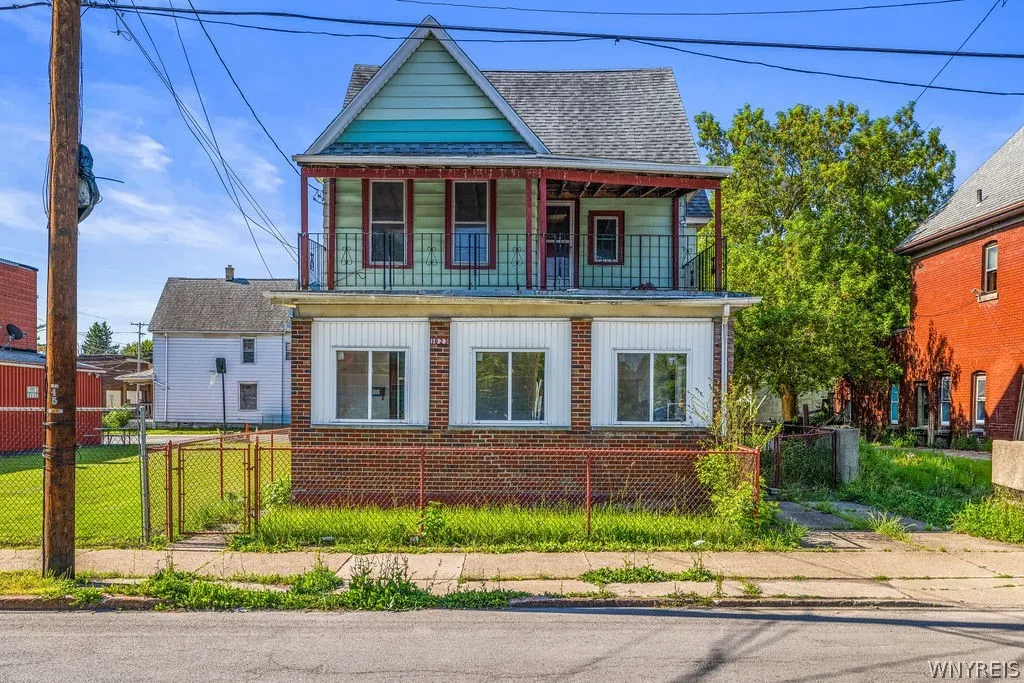 Property at 1823 Whitney Avenue, Niagara Falls, NY 14301
