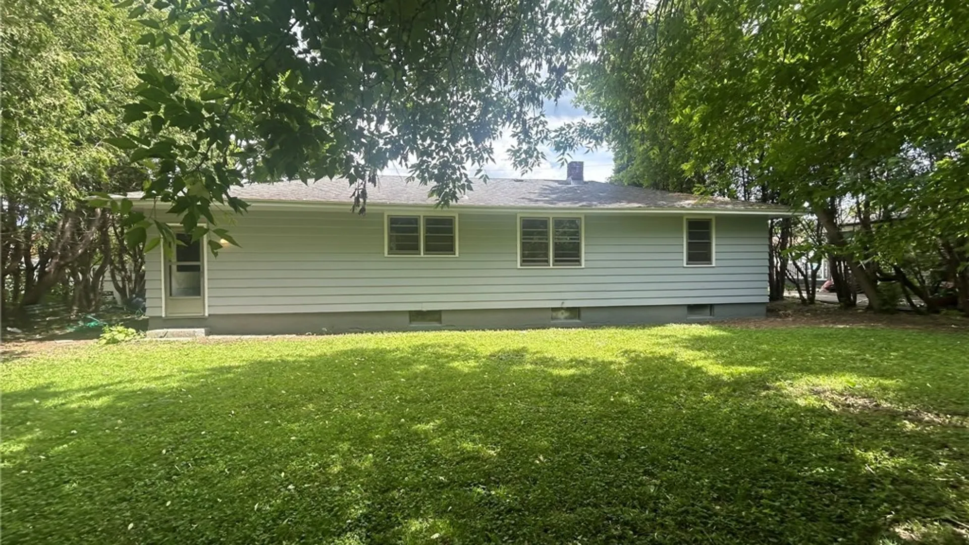 Property at 218 Roosevelt Drive, Utica, NY 13502 38