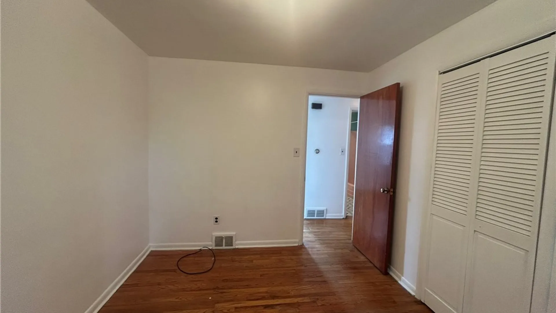 Property at 218 Roosevelt Drive, Utica, NY 13502 14
