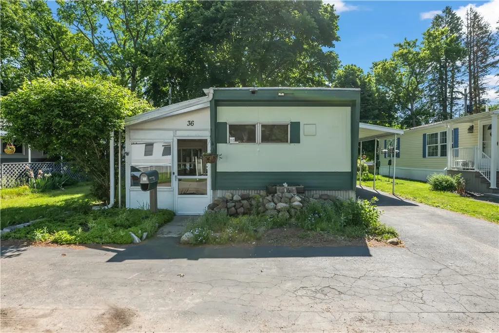 Property at 36 Patio Drive, Penfield, NY 14625