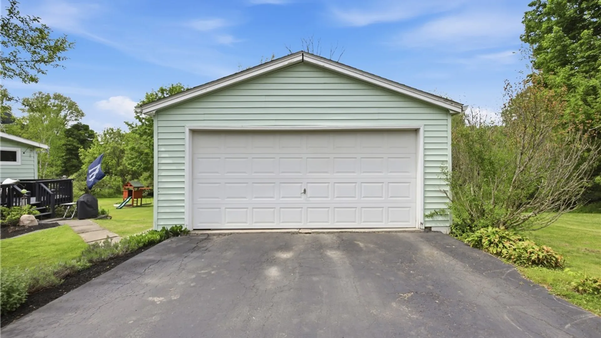 Property at 873 Grover Road, Aurora, NY 14052 39