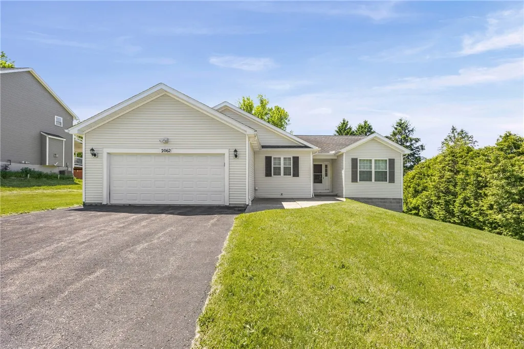 Property at 2062 Johnny Lane, Walworth, NY 14568