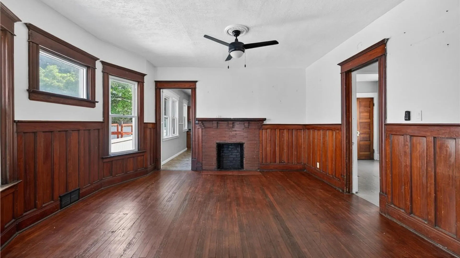 Property at 19 Ryan Street, Buffalo, NY 14210 8