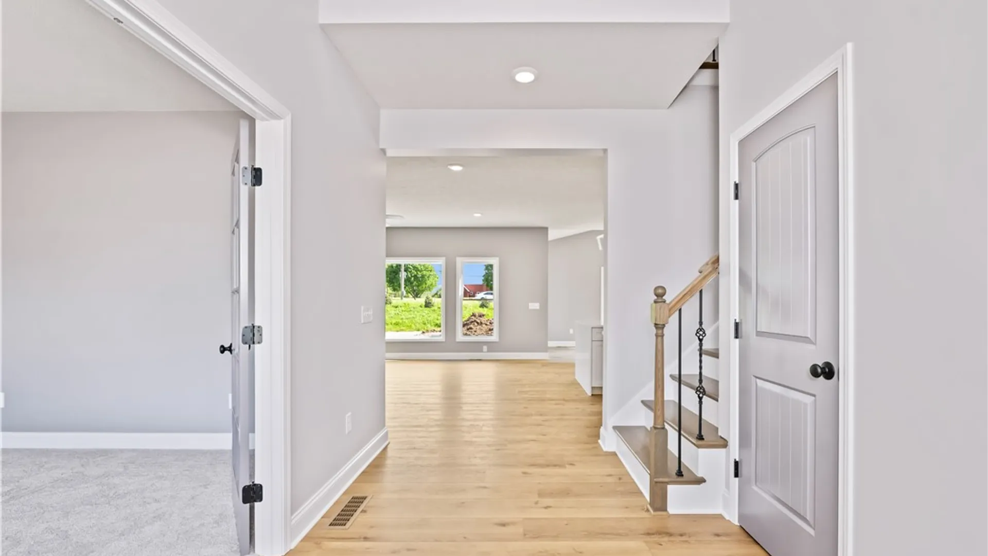 Property at 15 Via Angelo Custode, Parma, NY 14468 5