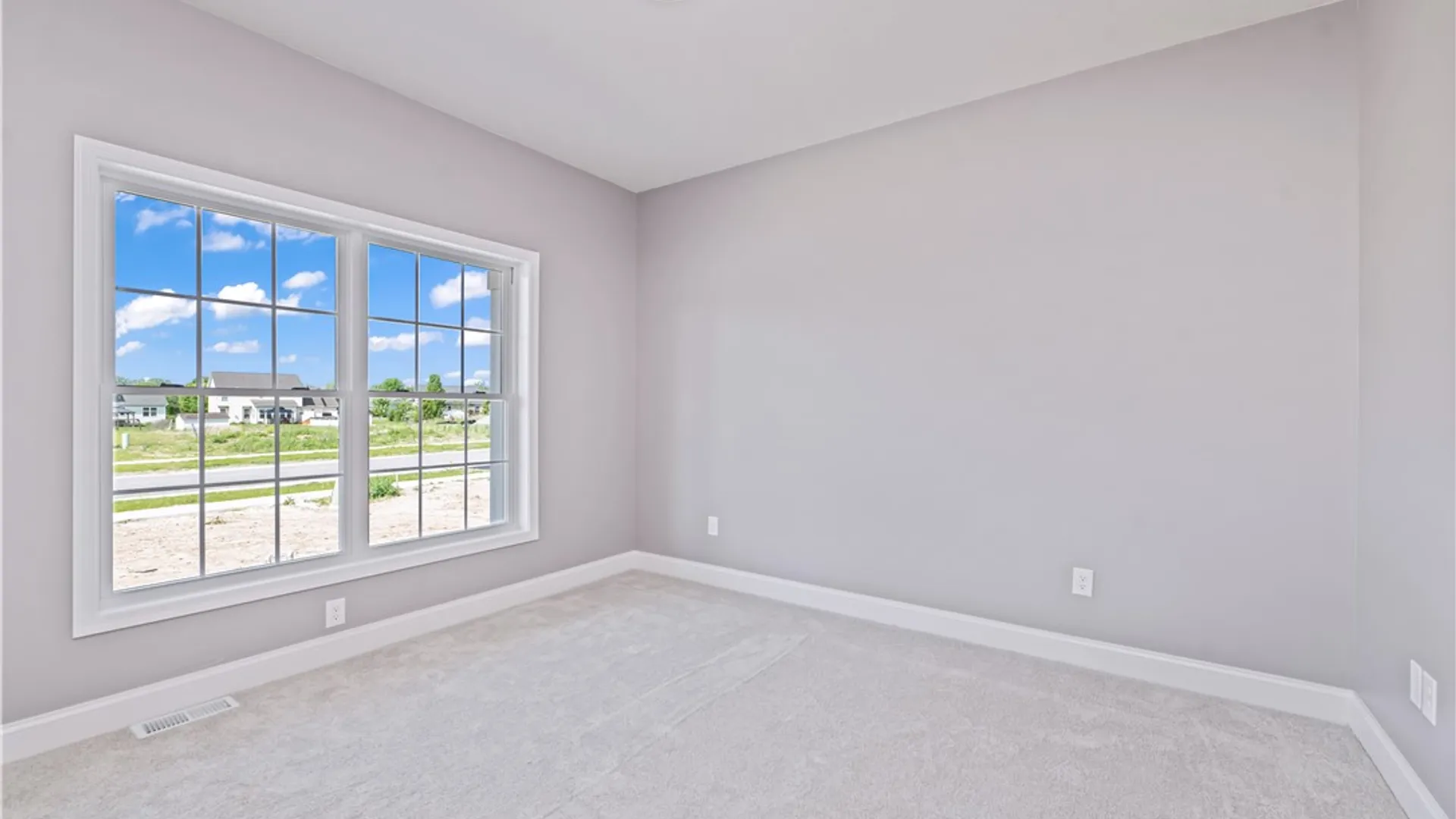 Property at 15 Via Angelo Custode, Parma, NY 14468 16