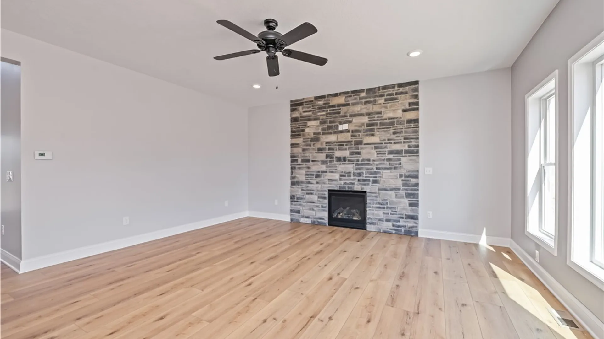Property at 15 Via Angelo Custode, Parma, NY 14468 8