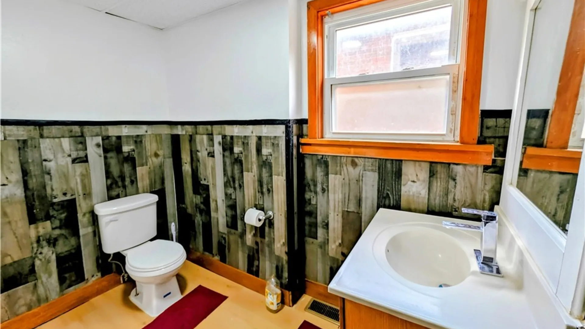 Property at 1926 Welch Avenue, Niagara Falls, NY 14303 15