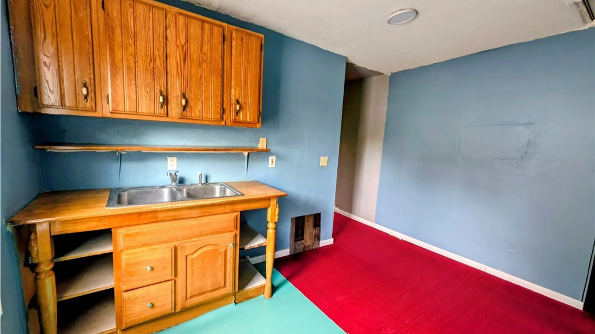 Property at 1926 Welch Avenue, Niagara Falls, NY 14303 7