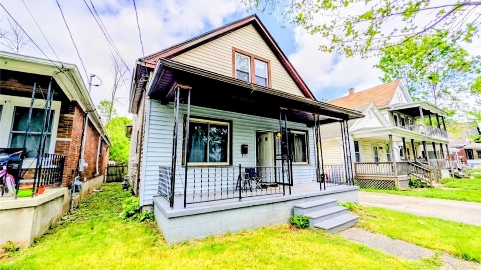 Property at 1926 Welch Avenue, Niagara Falls, NY 14303 3