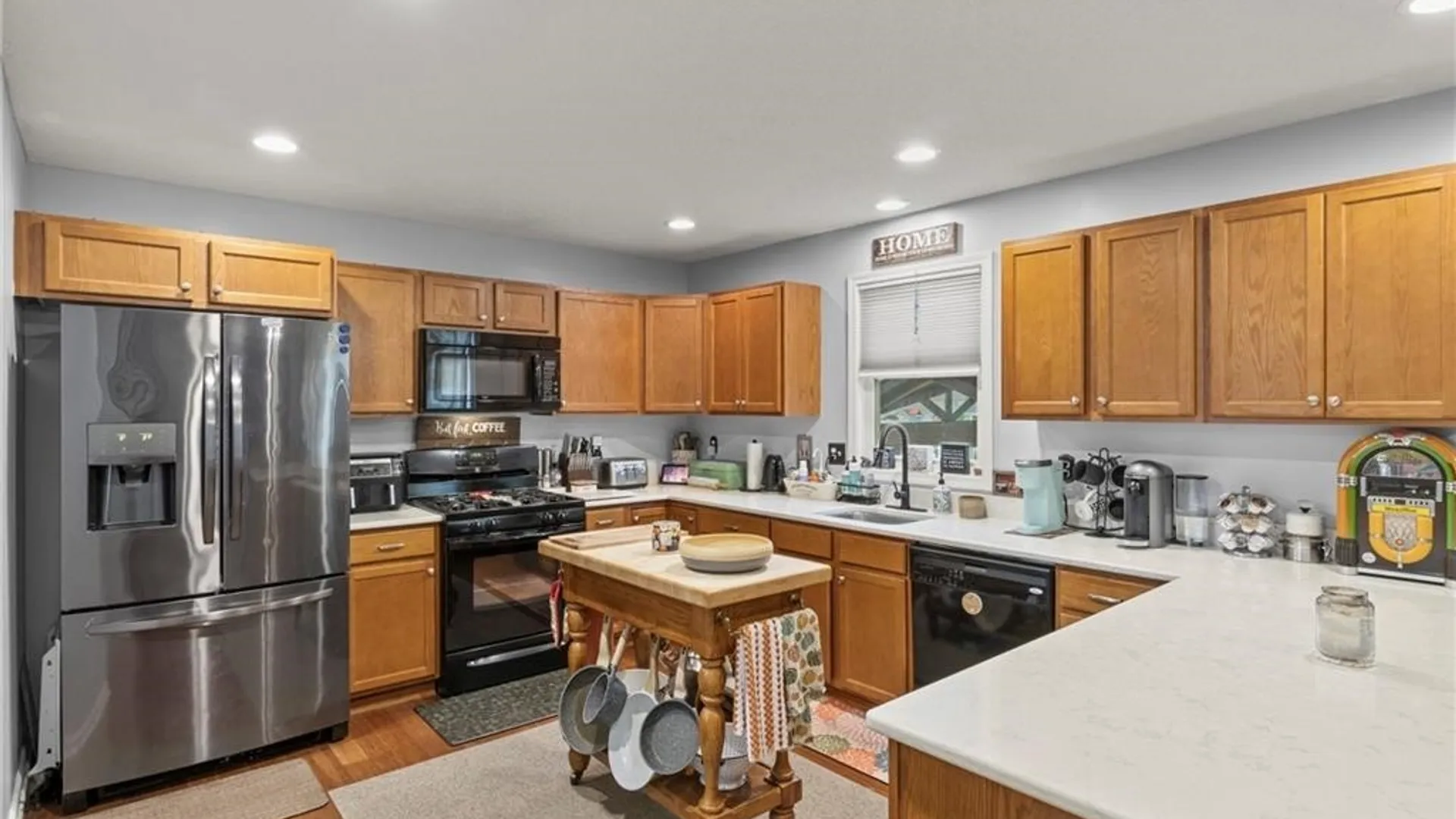Property at 2396 Hobblebush Lane, Hamburg, NY 14085 7