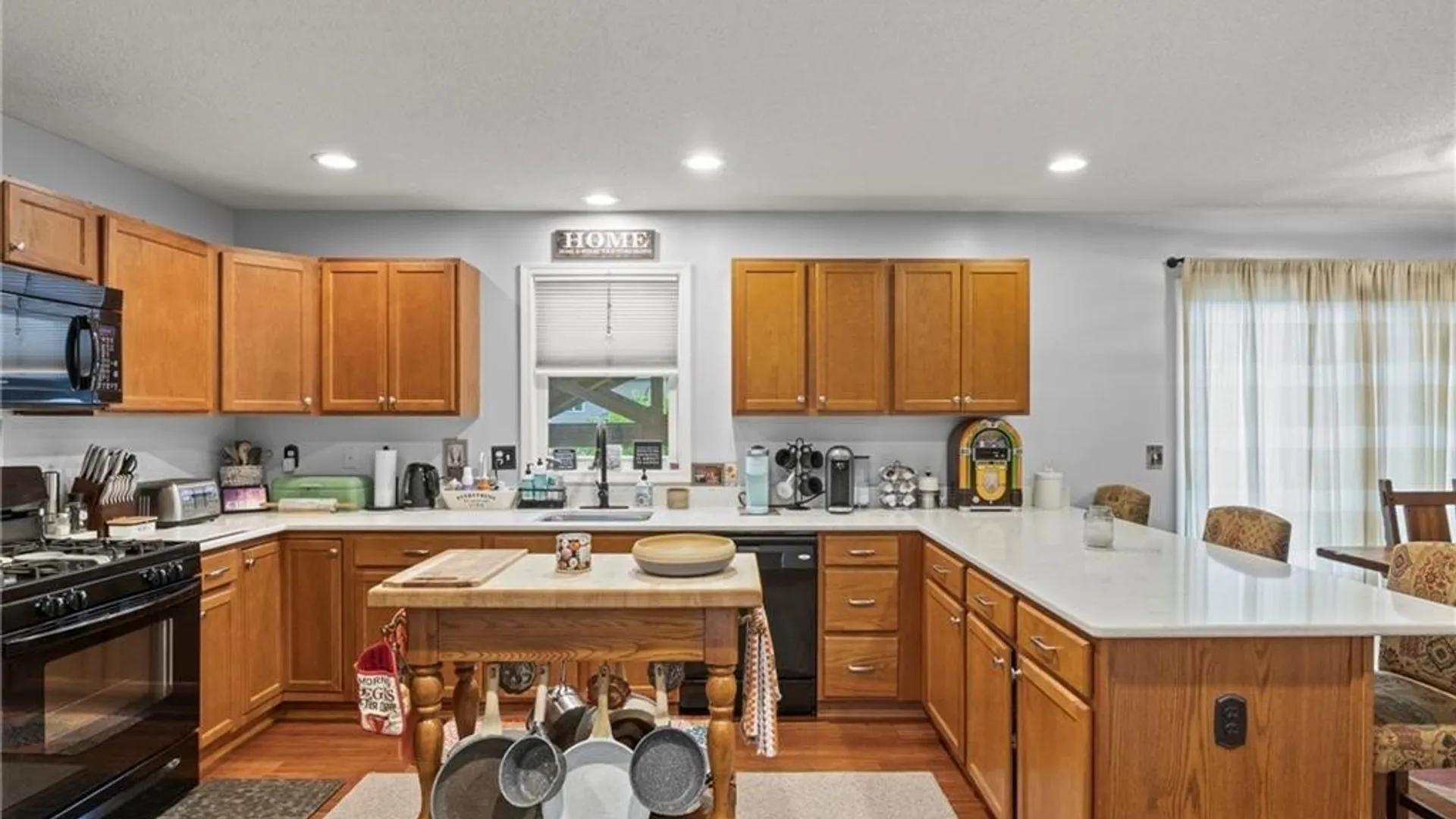 Property at 2396 Hobblebush Lane, Hamburg, NY 14085 8