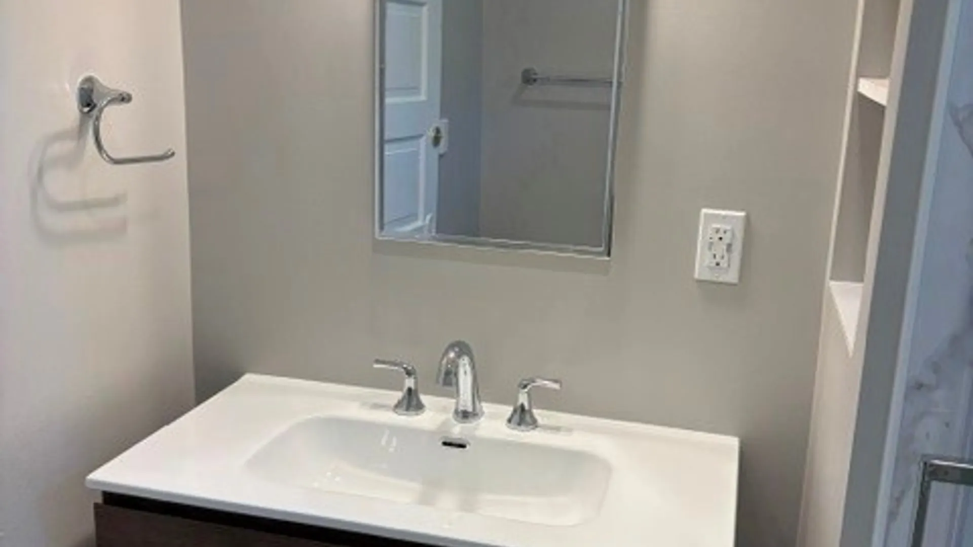 Property at 86 Edgewood Avenue, Buffalo, NY 14220 9