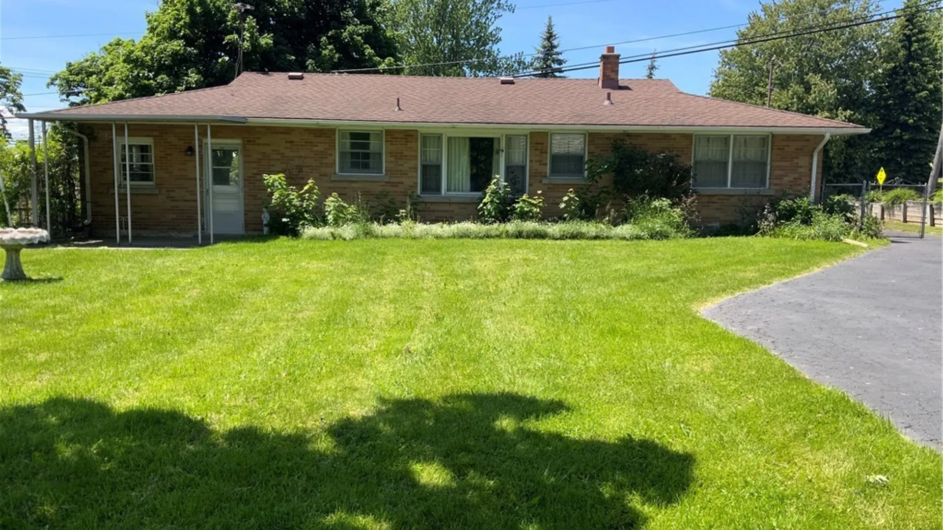 Property at 4959 Sunset Drive, Lockport Town, NY 14094 5