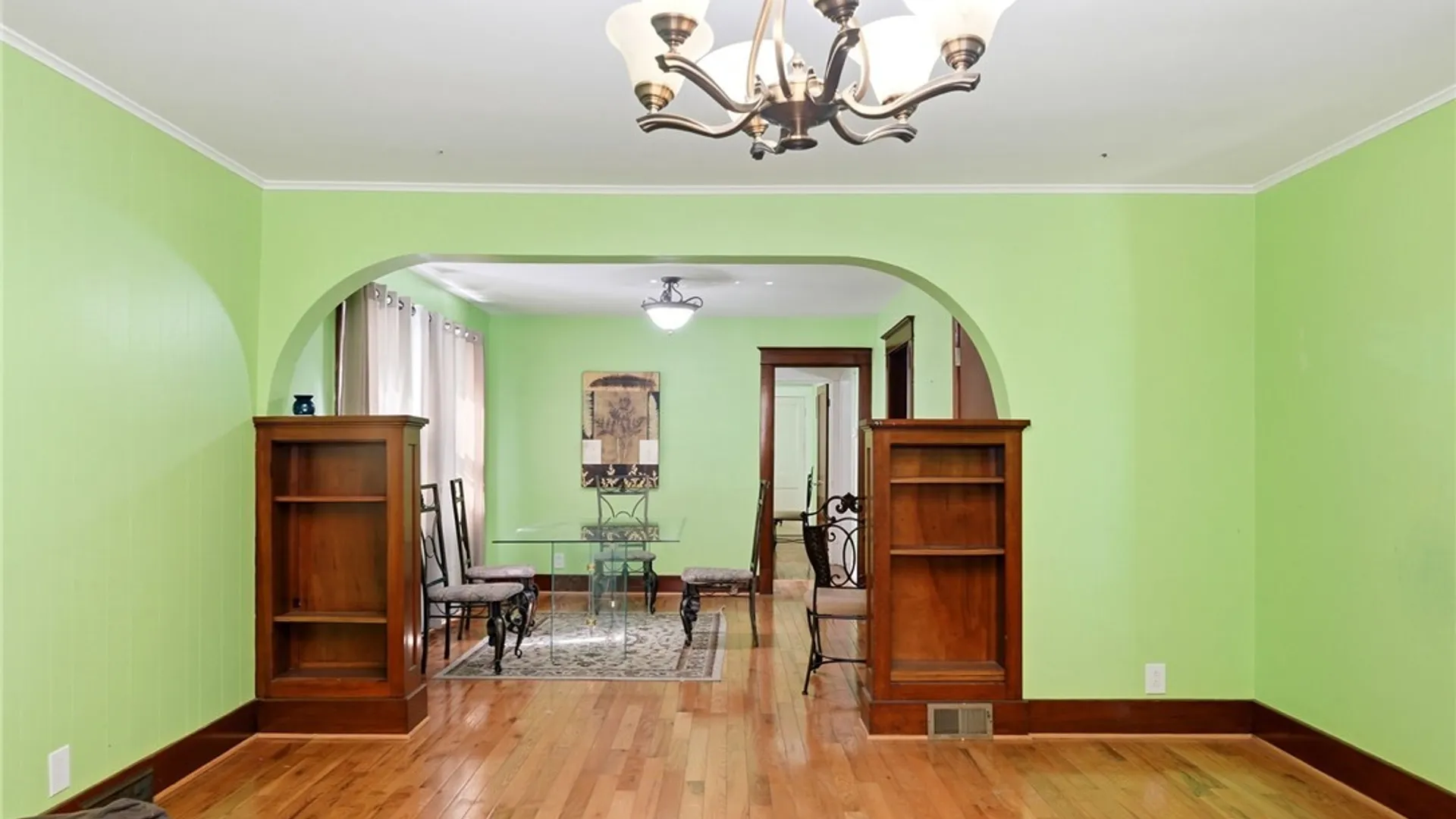 Property at 434 Highgate Avenue, Buffalo, NY 14215 8