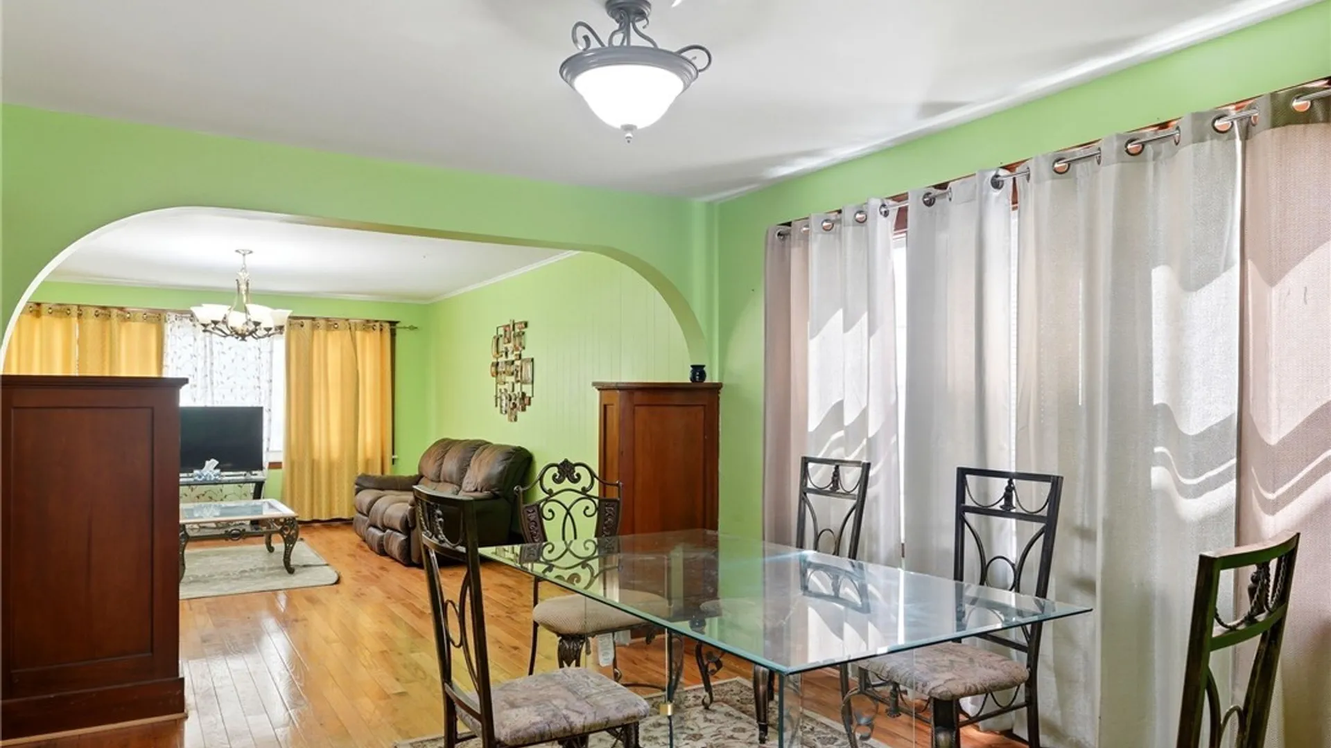 Property at 434 Highgate Avenue, Buffalo, NY 14215 12