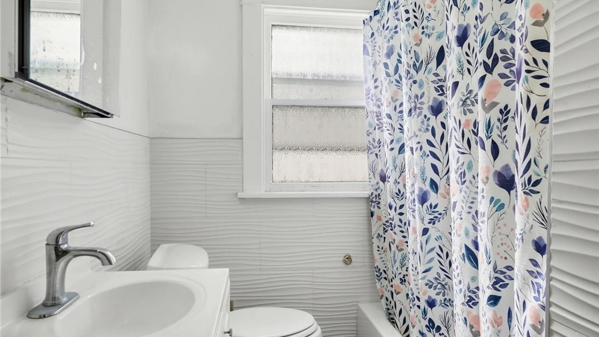 Property at 434 Highgate Avenue, Buffalo, NY 14215 24