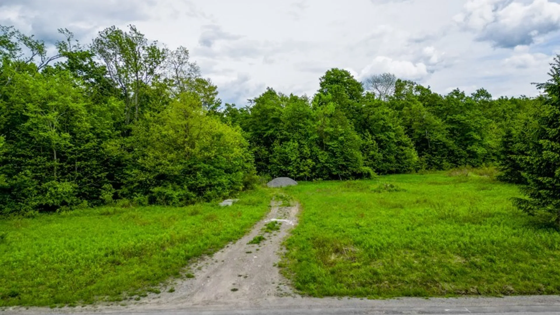 Property at 1180 Hawthorne rd, Schuyler, NY 13340 4