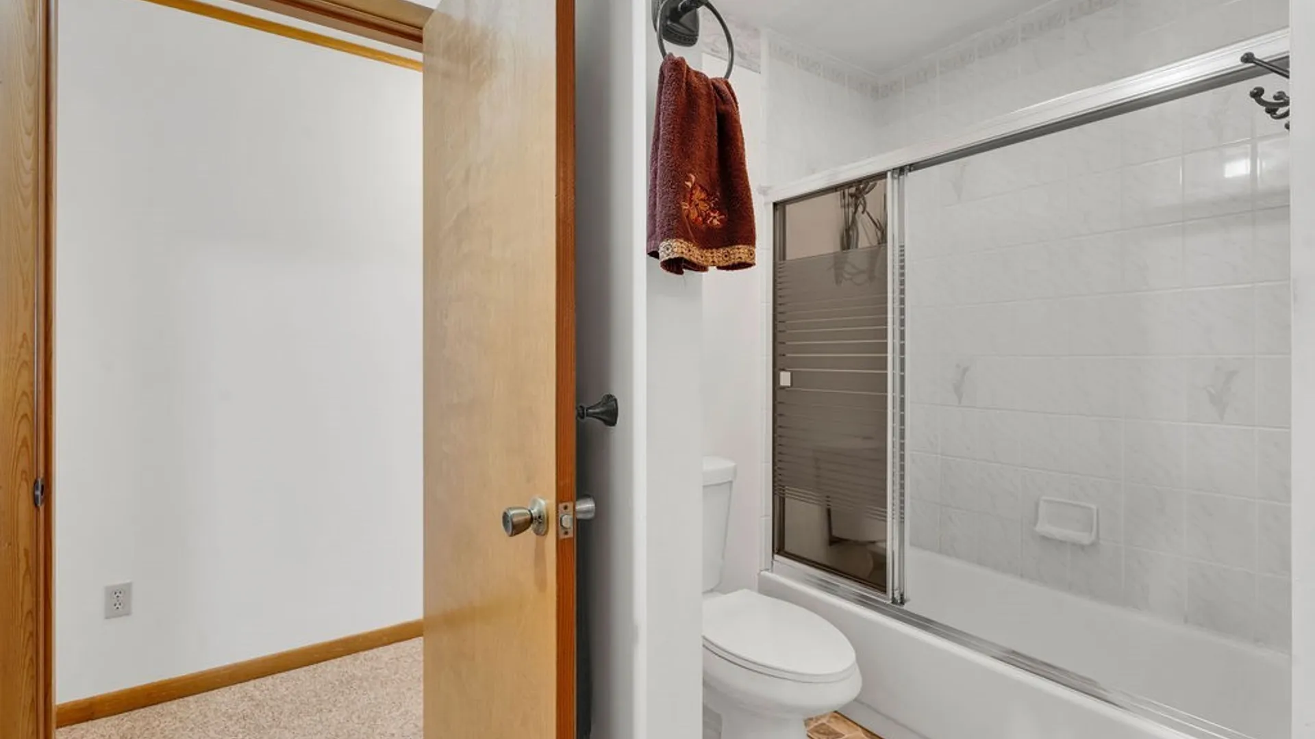 Property at 9165 Somerset Drive, Somerset, NY 14012 26