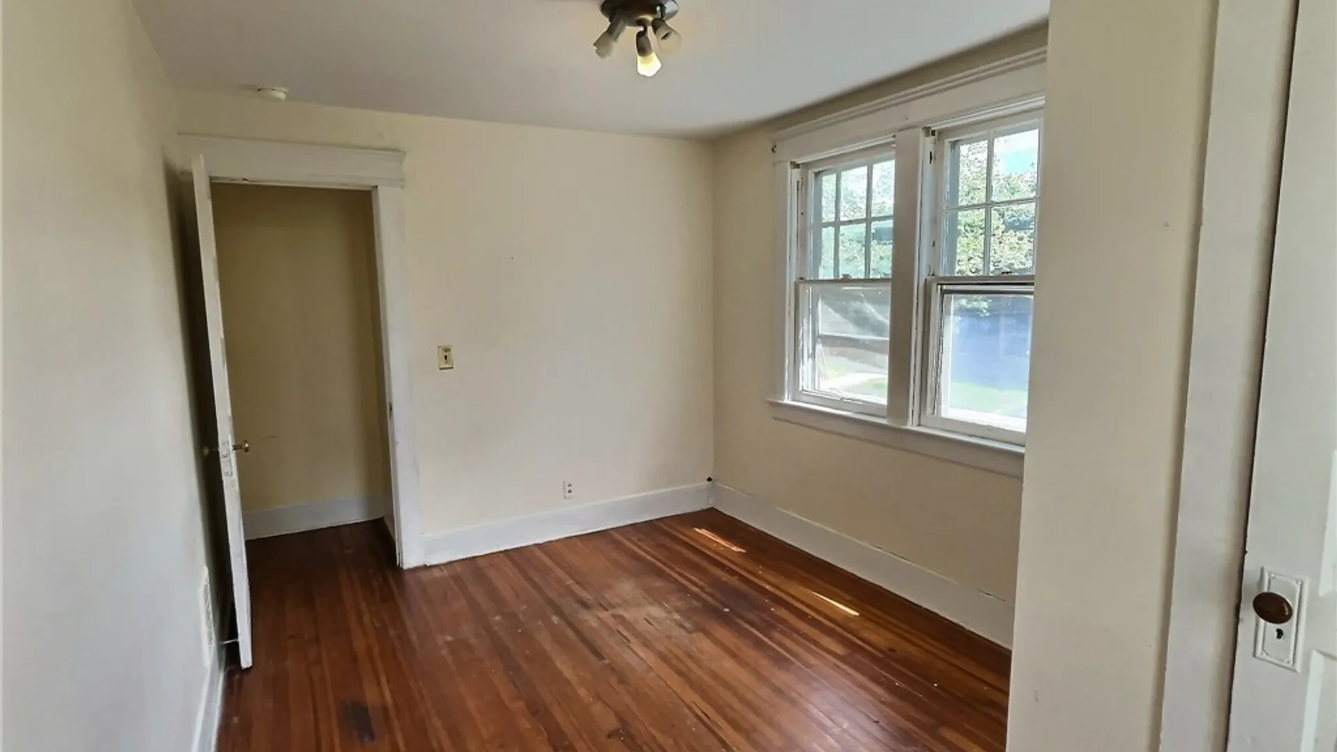 Property at 210 Grant Avenue, Syracuse, NY 13207 32
