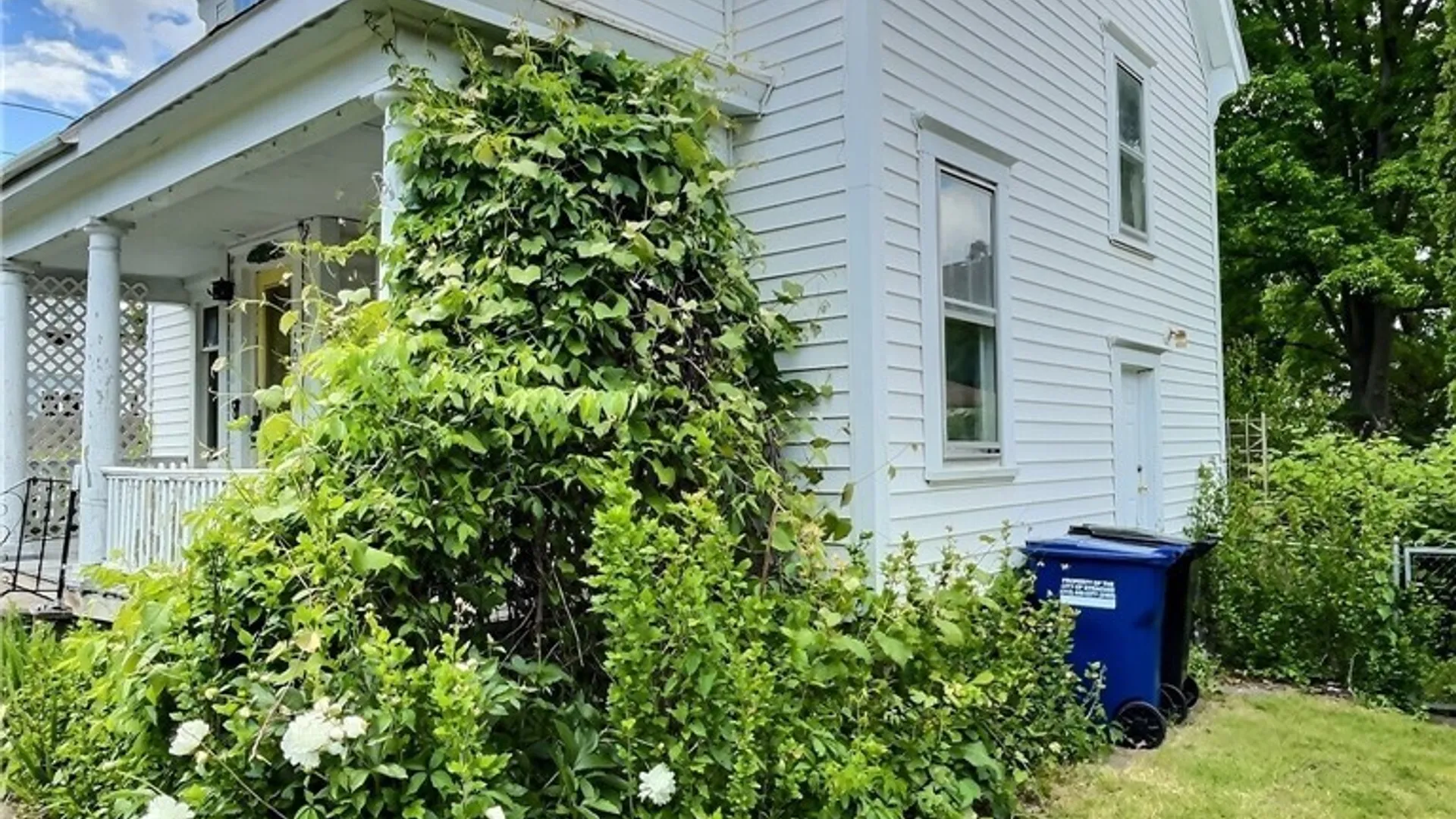 Property at 210 Grant Avenue, Syracuse, NY 13207 3