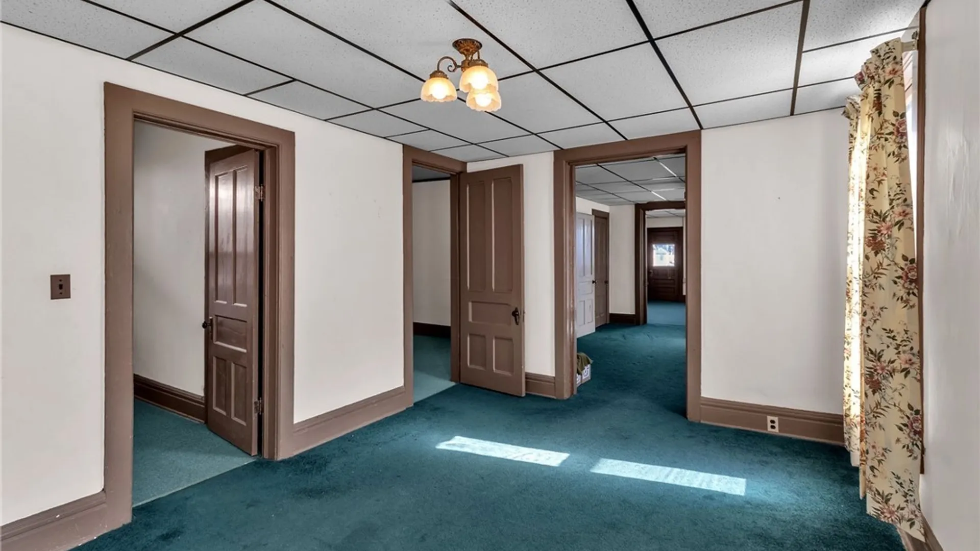 Property at 553 S Park Avenue, Buffalo, NY 14204 30