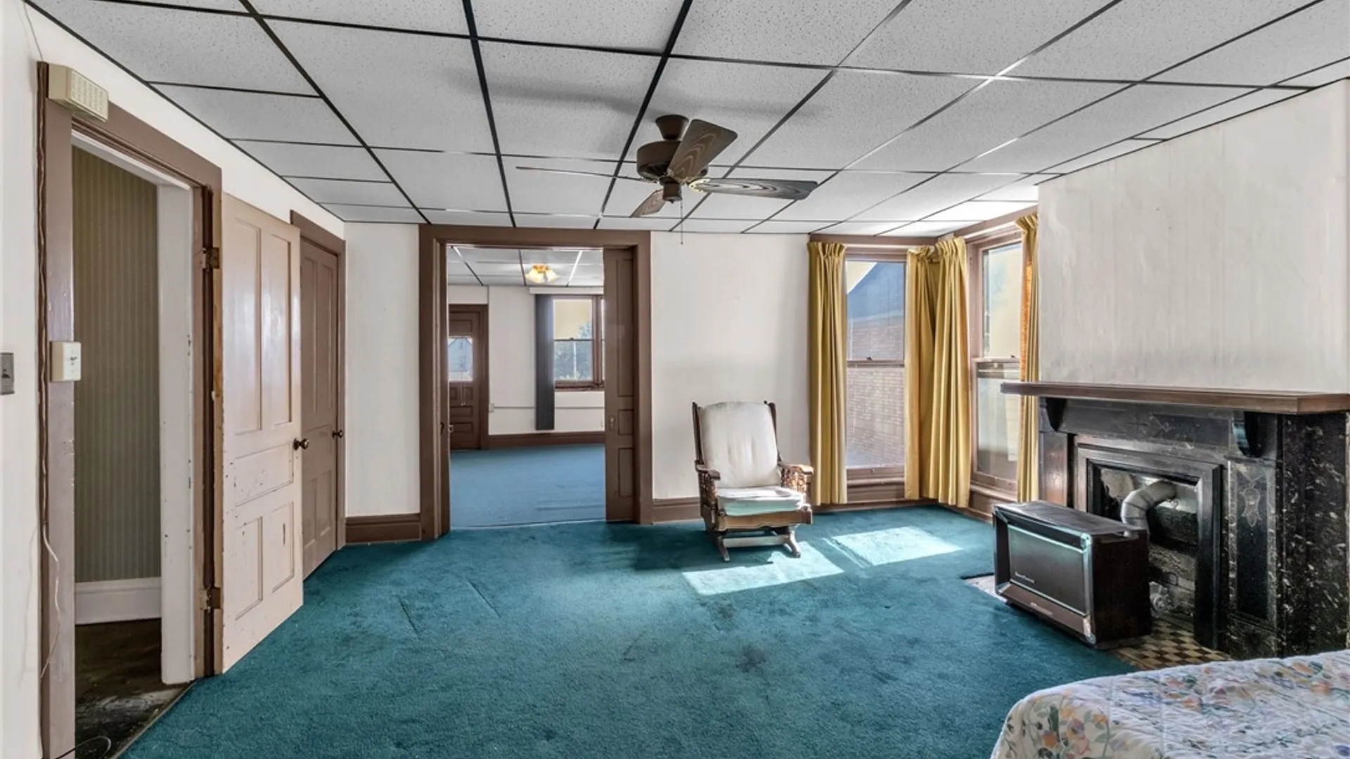 Property at 553 S Park Avenue, Buffalo, NY 14204 31