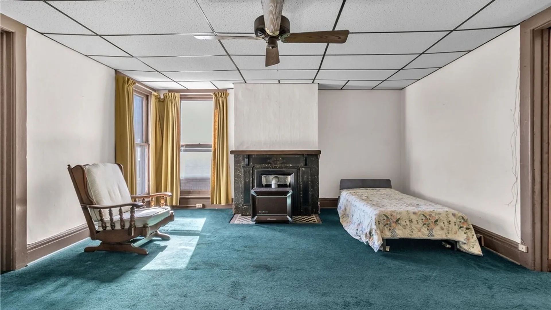 Property at 553 S Park Avenue, Buffalo, NY 14204 32