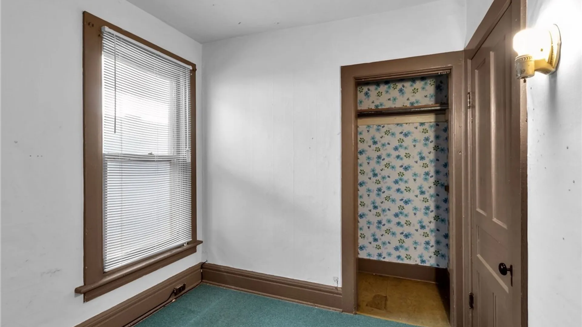 Property at 553 S Park Avenue, Buffalo, NY 14204 38