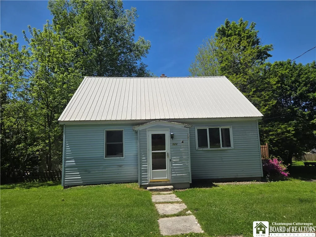 Property at 123 Pearl Street, Concord, NY 14141