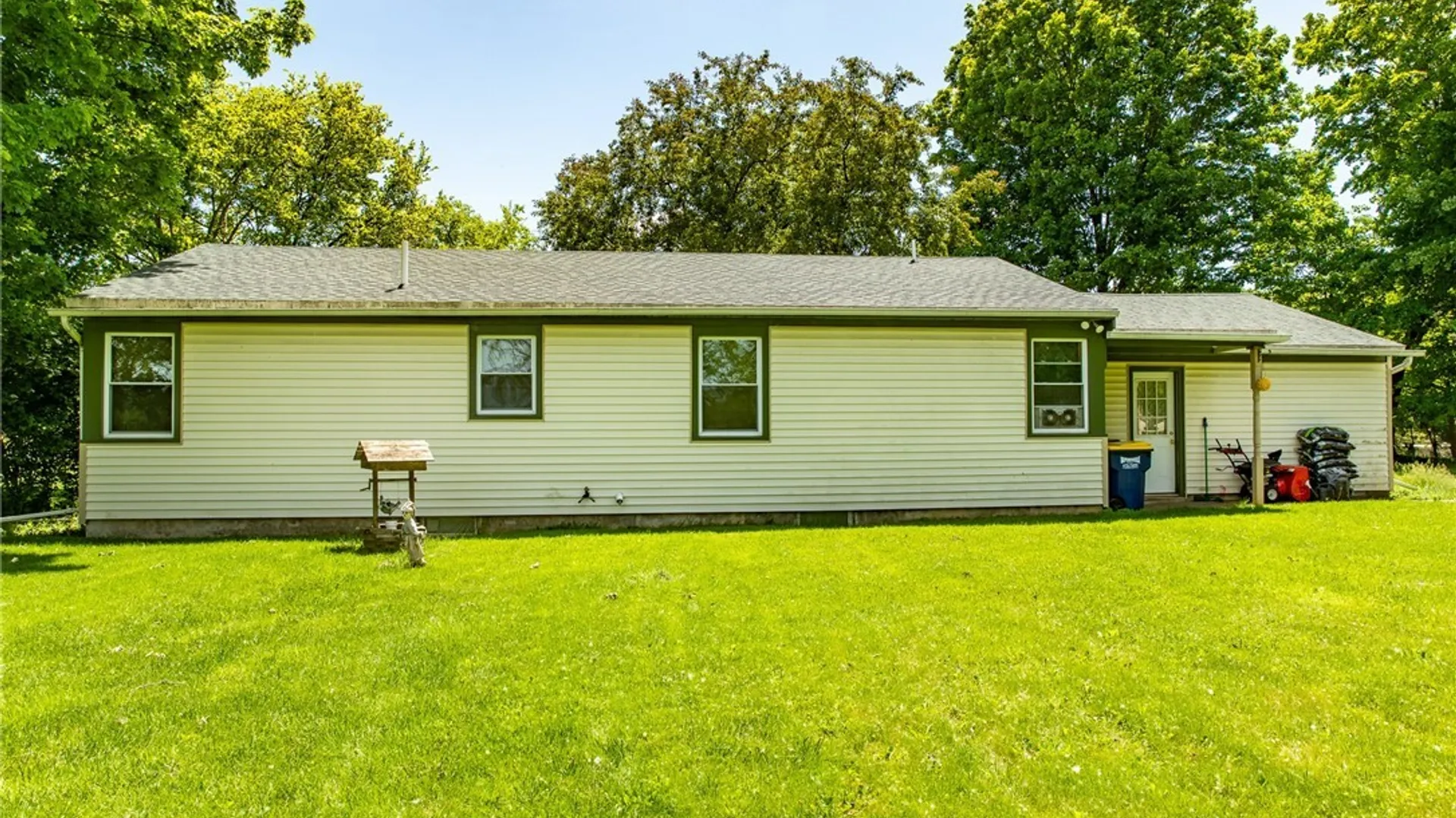 Property at 2395 / 2407 W Genesee, Camillus, NY 13031 28