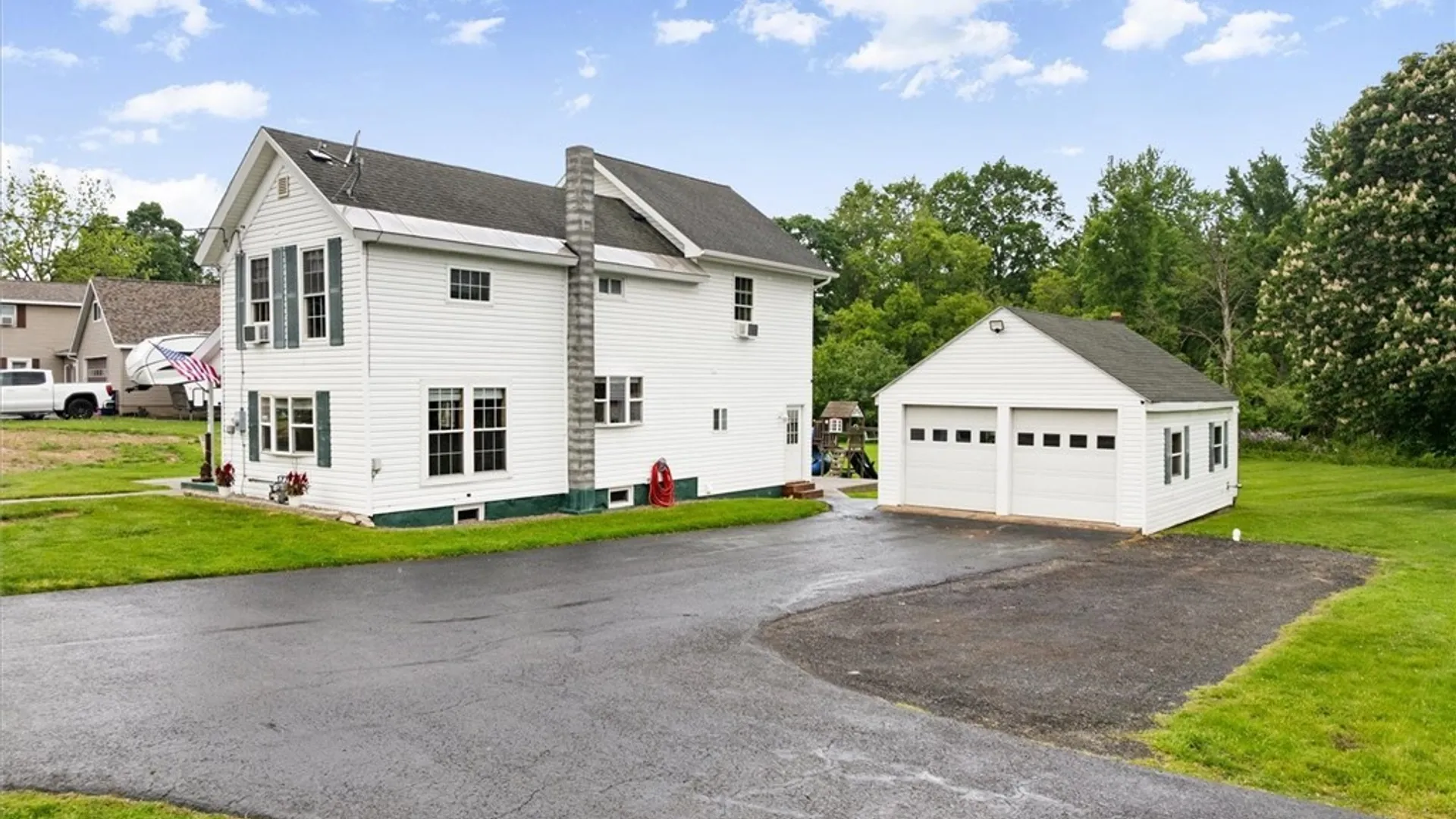 Property at 123 Seneca Avenue, Vernon, NY 13421 3