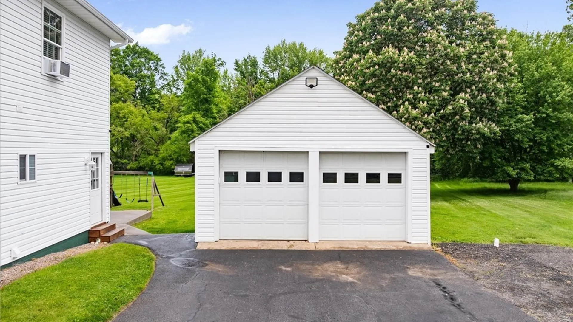 Property at 123 Seneca Avenue, Vernon, NY 13421 4