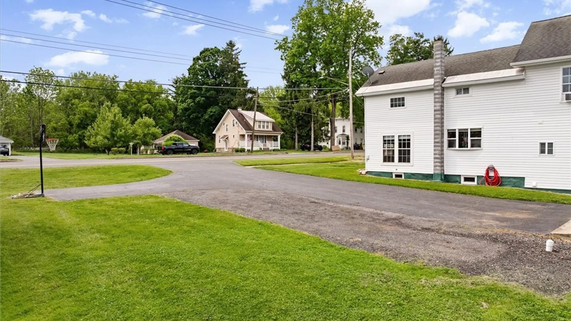 Property at 123 Seneca Avenue, Vernon, NY 13421 5
