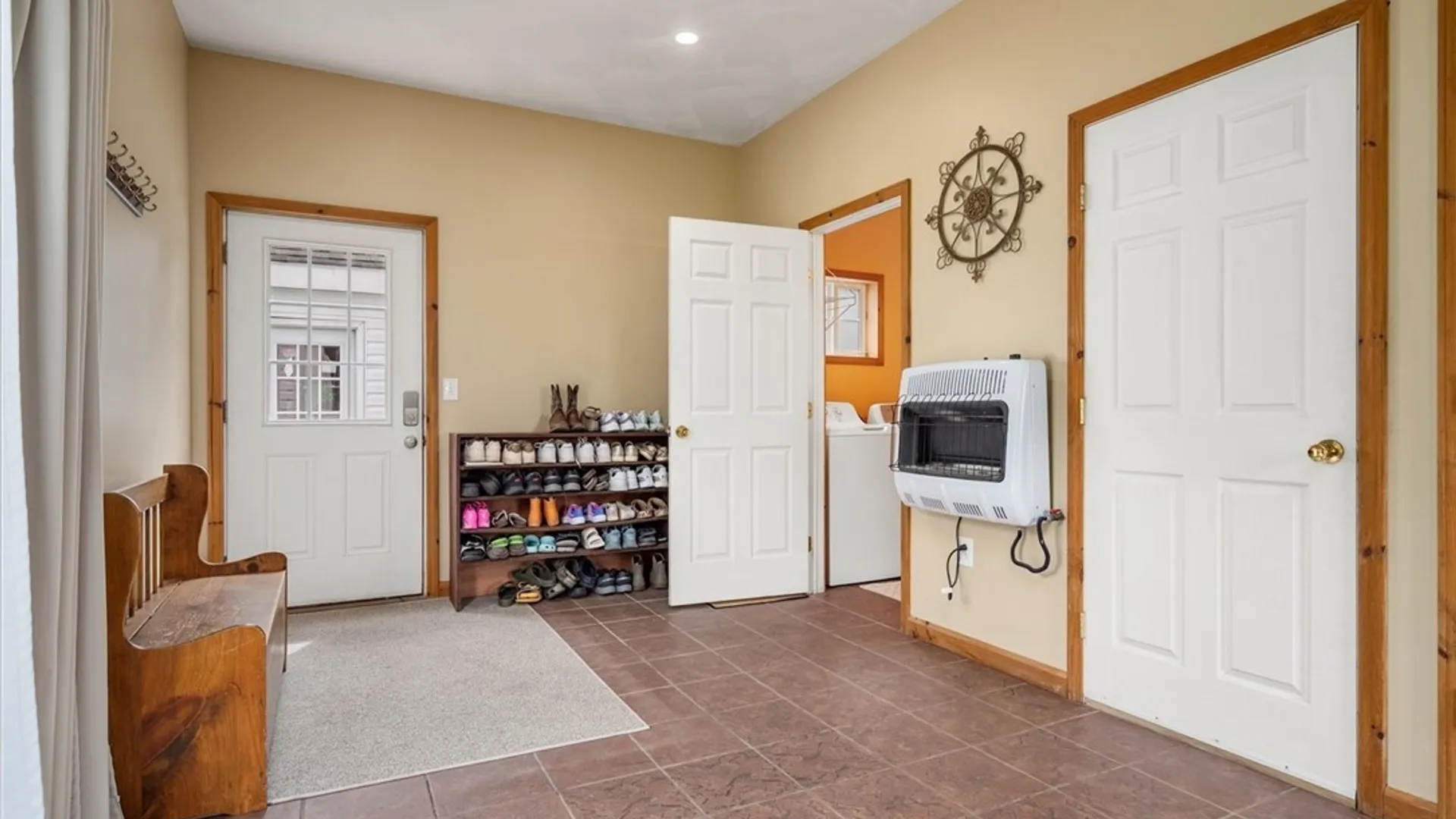 Property at 123 Seneca Avenue, Vernon, NY 13421 23